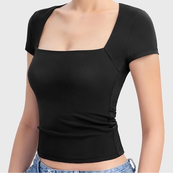 Top - Picture 2 of 4